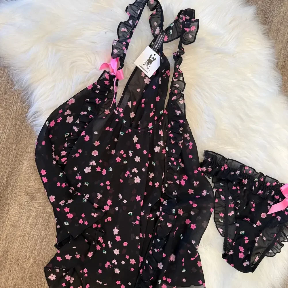 Victoria's Secret Vintage 2 Pc Lingerie Set - Size M